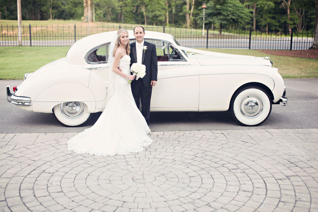 1959 Jaguar Mk.IX, courtesy J.Woodbery Photography